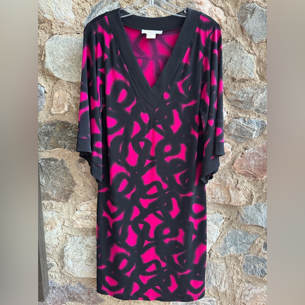 MICHAEL Michael Kors Black and Hot Pink Dress
Women’s S/P